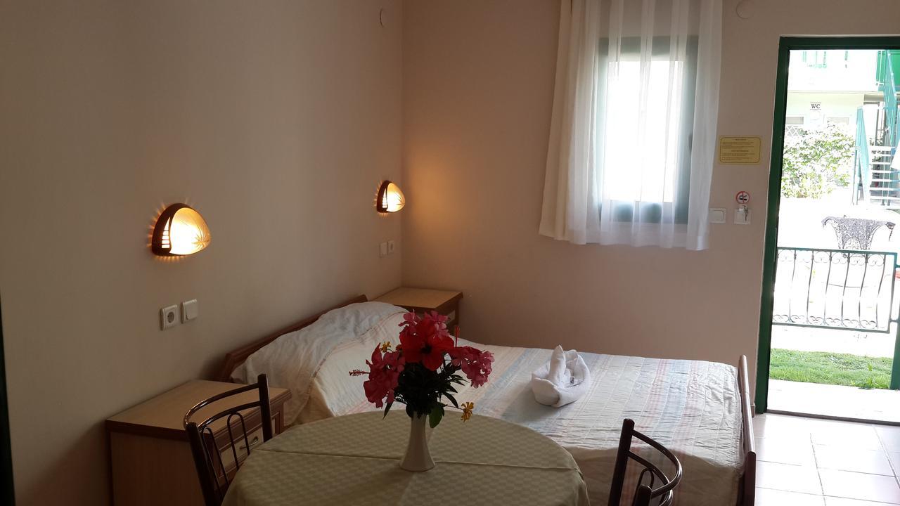 Avlu Apartments 1 İçmeler Kamer foto