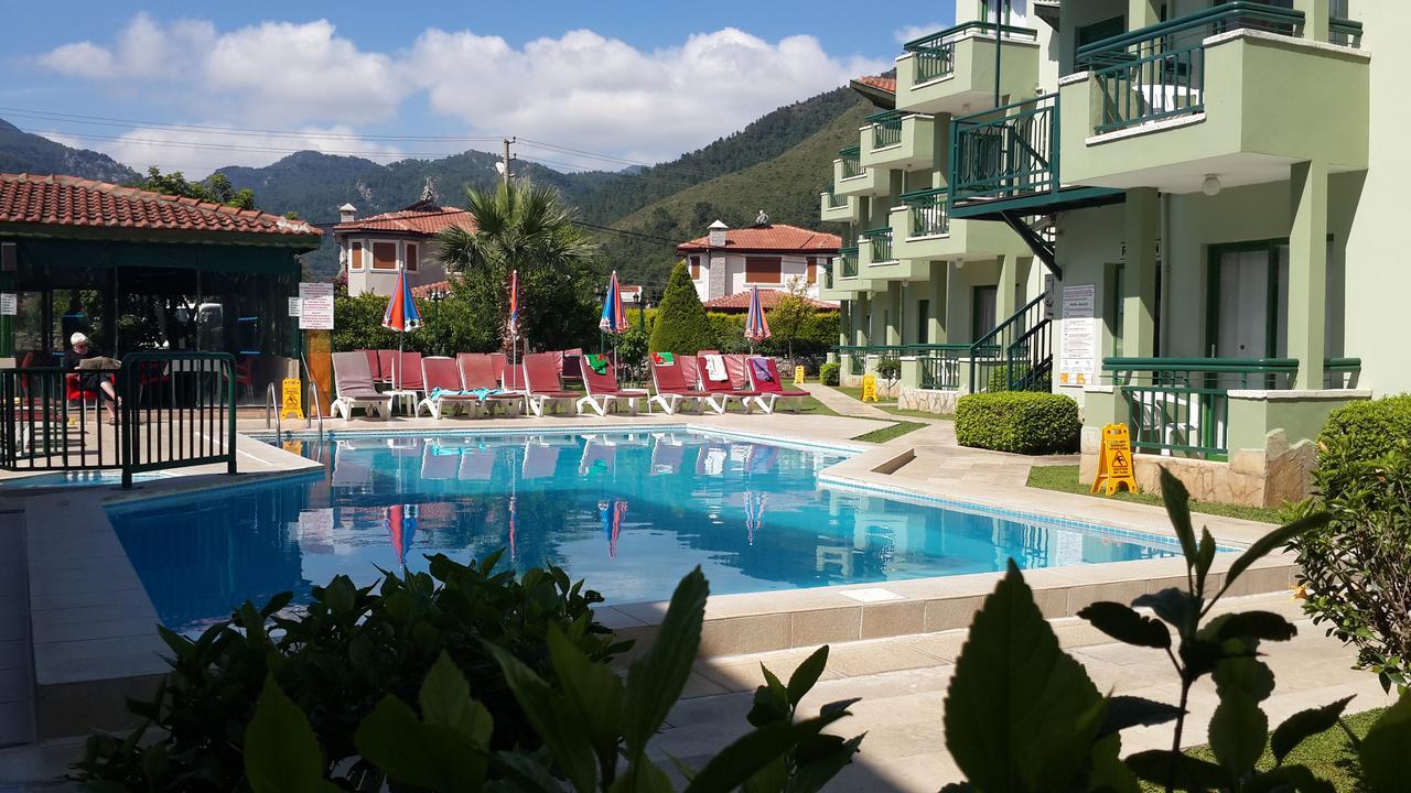 Avlu Apartments 1 İçmeler Buitenkant foto