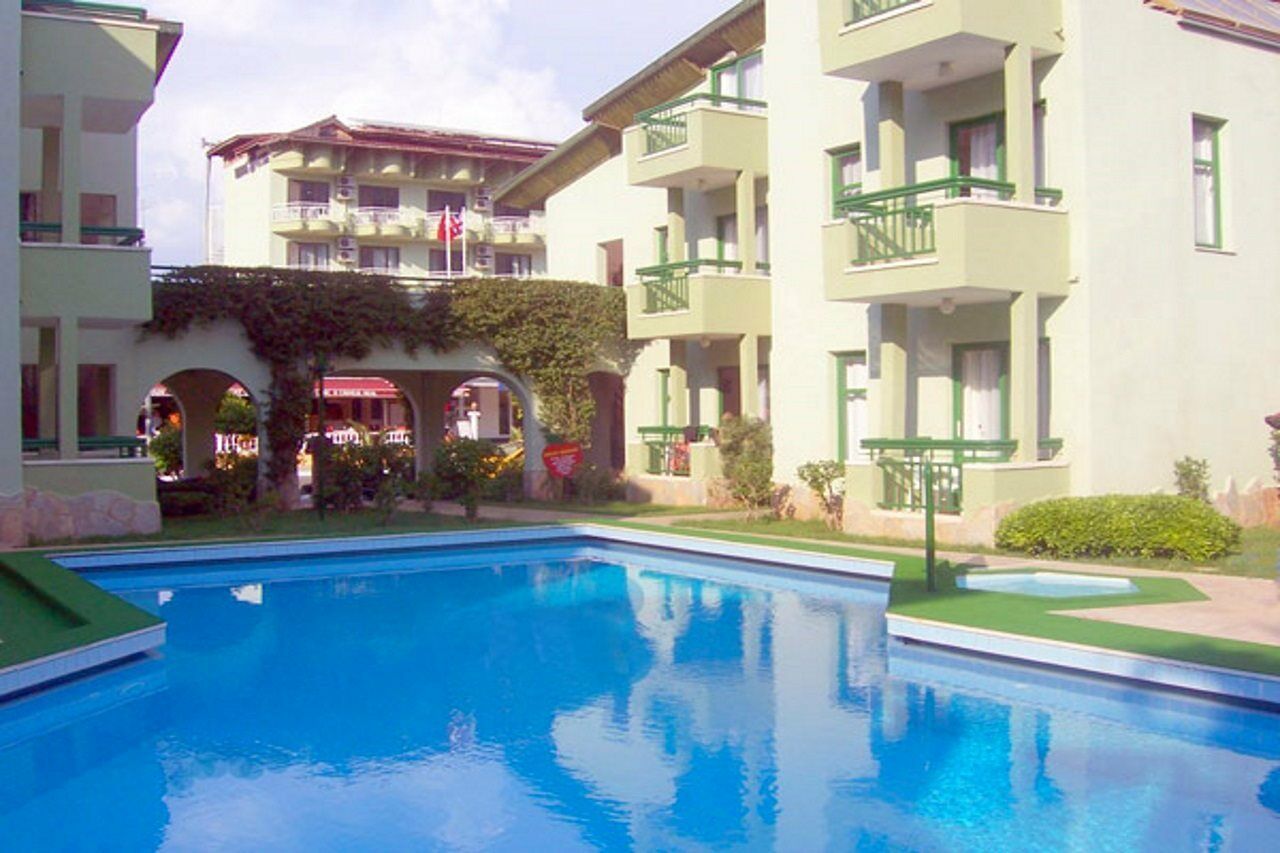 Avlu Apartments 1 İçmeler Buitenkant foto